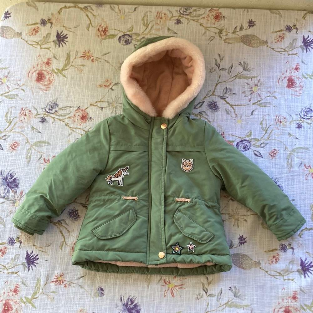 Oshkosh B’gosh 24M Girls Millitary Style Jacket Green and Pink with patches